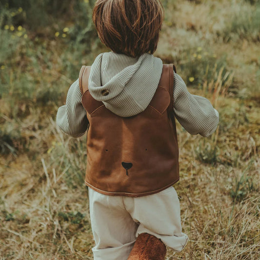 Noa Gilet | Bear | Cognac Classic Leather 5-6y